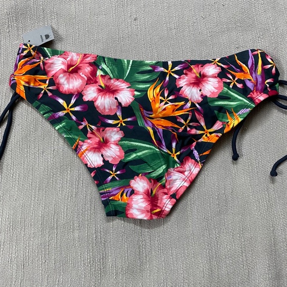 Bikini bottoms - Picture 4 of 4